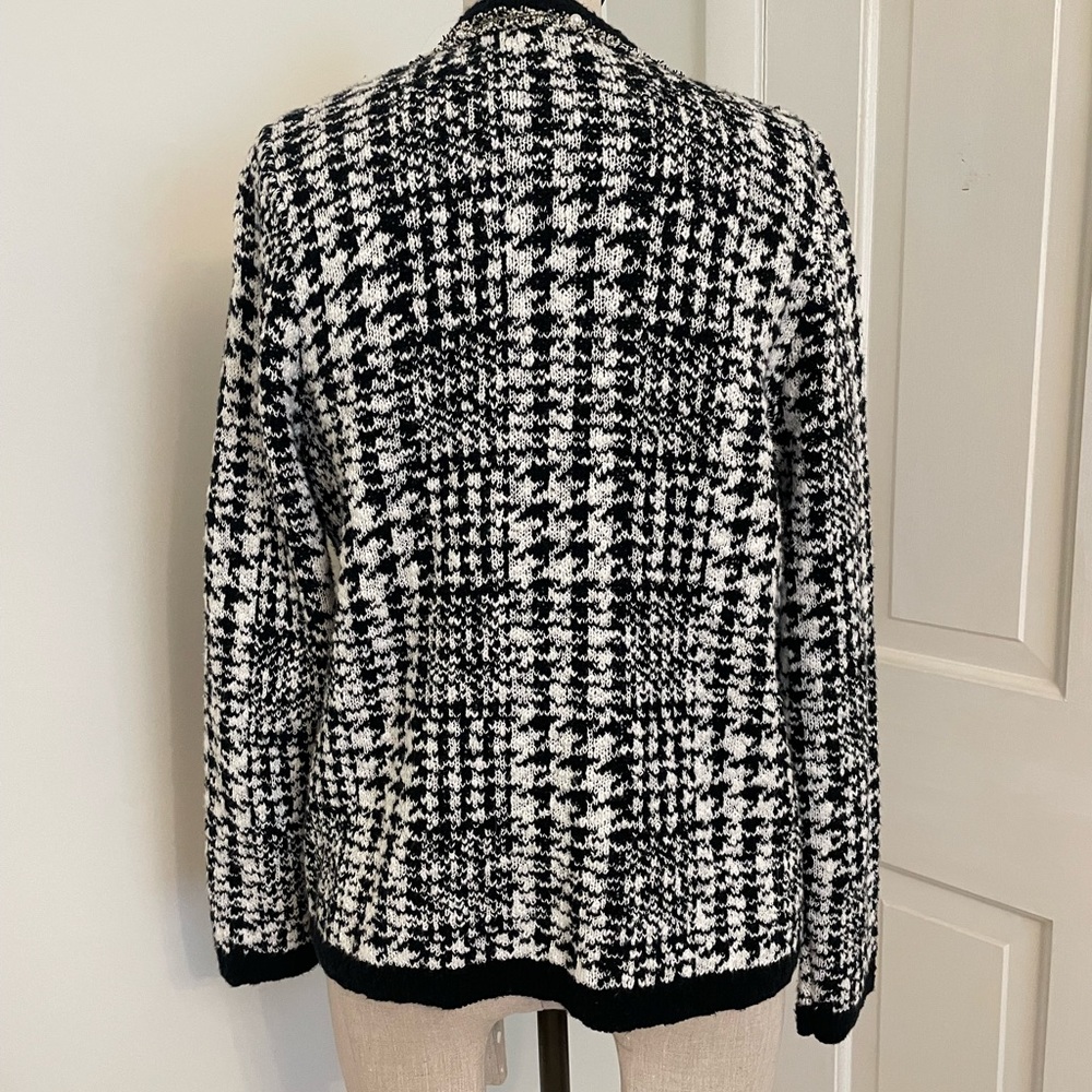 Chico’s cardigan - Picture 2 of 6